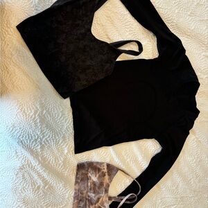 Great combo pack of lulu - perfect condition